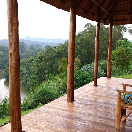 Mwamba Kelele Lodge Fort Portal Extérieur photo
