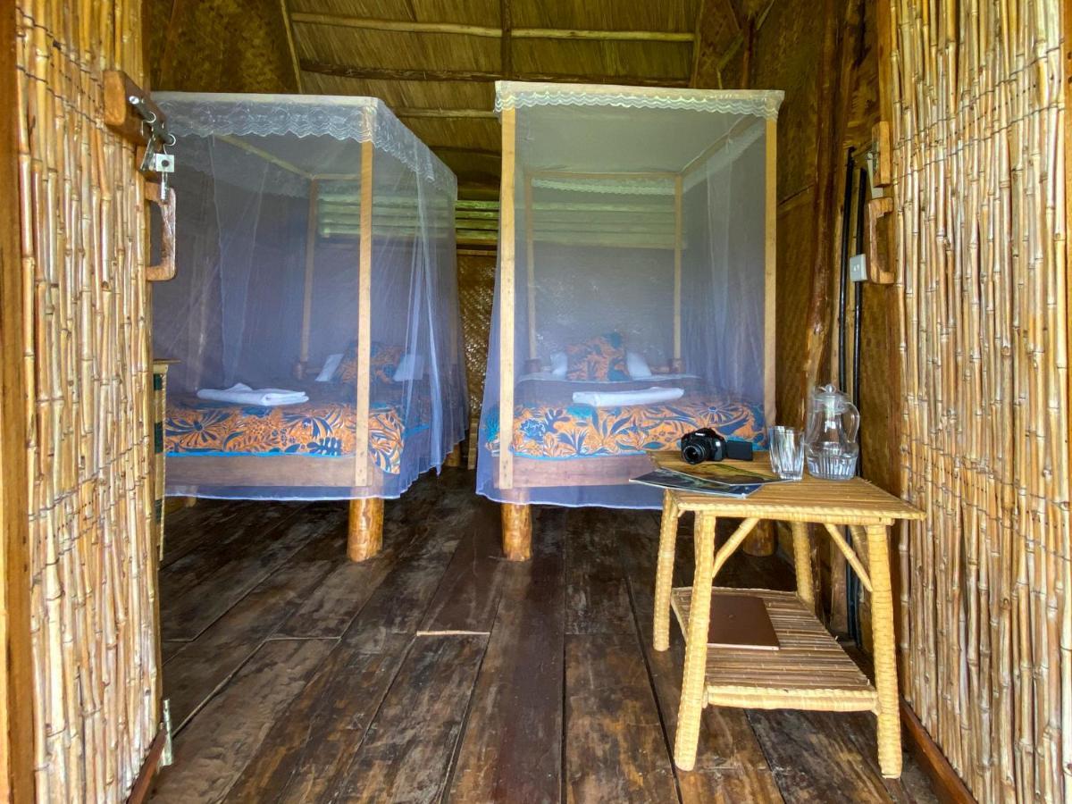 Mwamba Kelele Lodge Fort Portal Extérieur photo