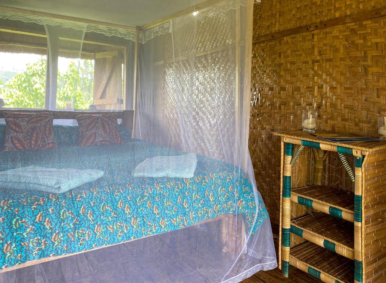 Mwamba Kelele Lodge Fort Portal Extérieur photo