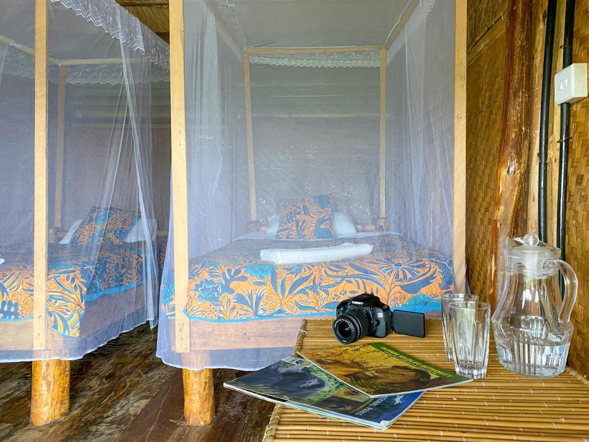 Mwamba Kelele Lodge Fort Portal Extérieur photo